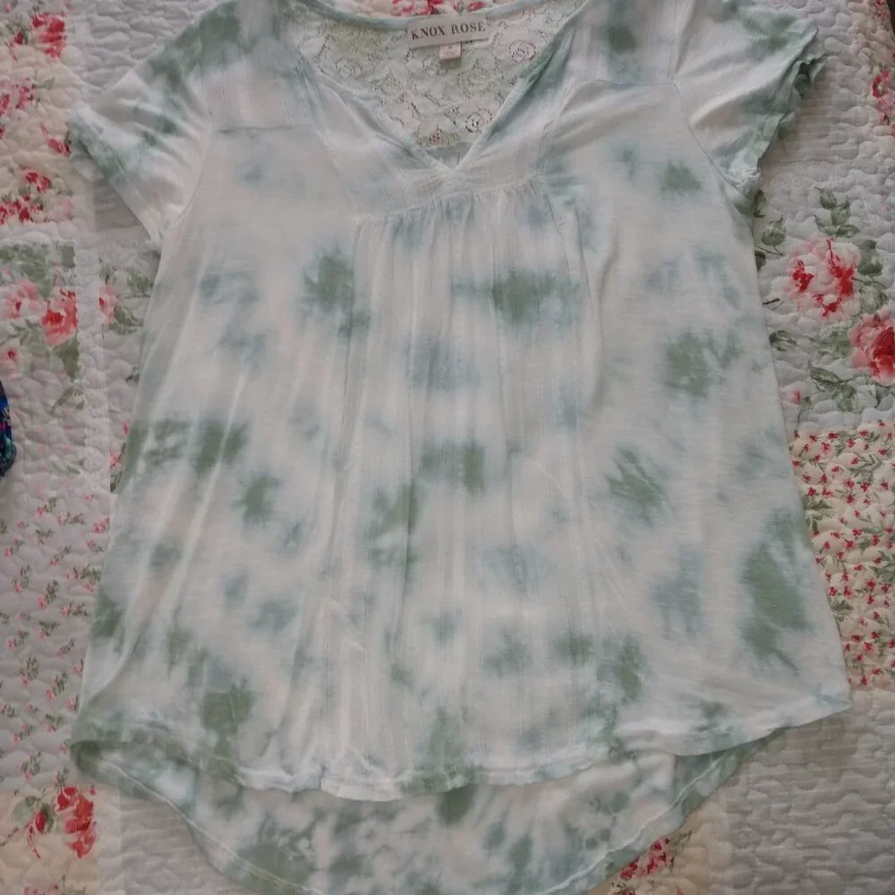 Bundle of 4 blouse's - Picture 7 of 12